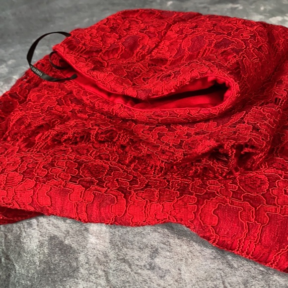 Forever 21 Lined Lace Strapless Short LE Dress size S NWT 🥳 Host Pick 🥳 - Picture 16 of 16